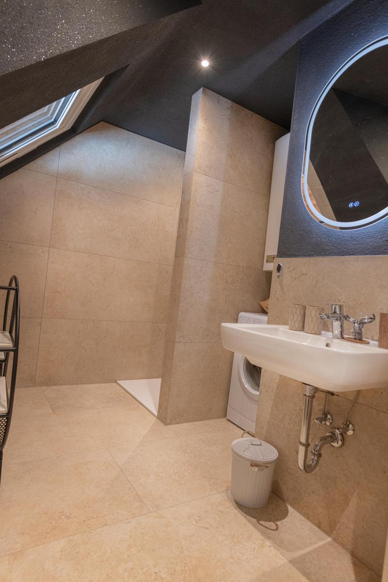 Deluxe Apartement Tirol ランデック エクステリア 写真